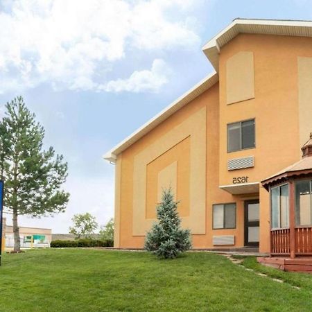 Travelodge by Wyndham Cheyenne Eksteriør bilde